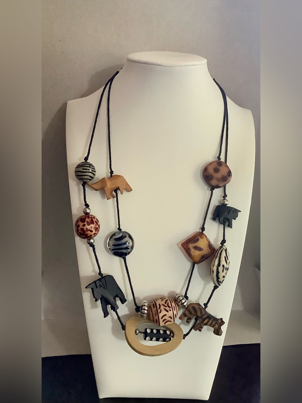 Bresk Handcrafted Mixed-Bead Brown & Black Statement Necklace